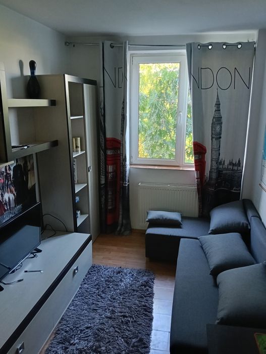 Apartment 3 camere 2 balcoane, proximitate Piata MV