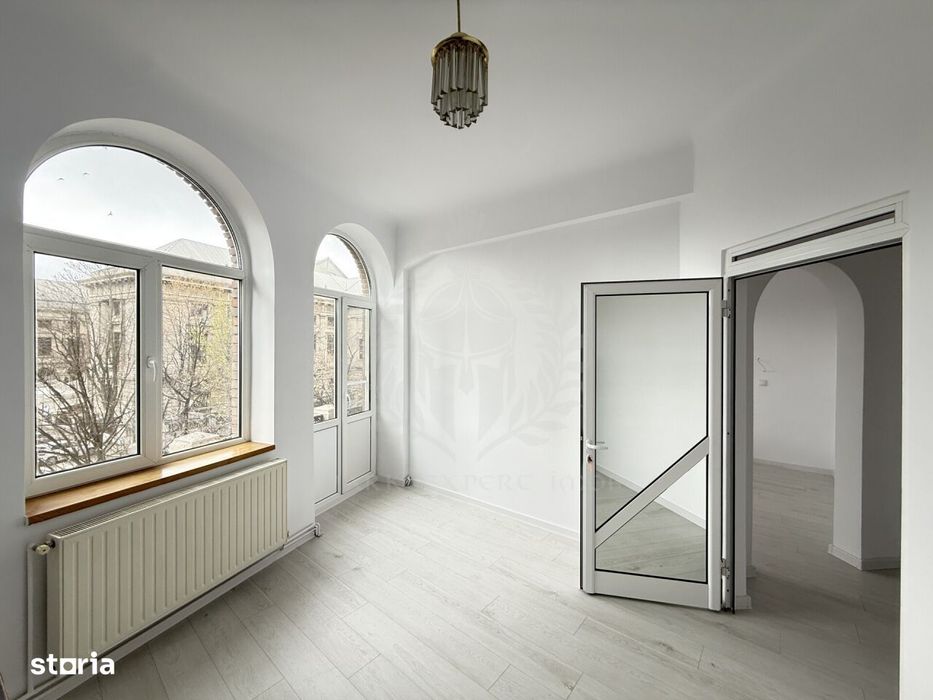 Apartament 2 camere / Spatiu comercial, zona Ultacentrala, Ploiesti