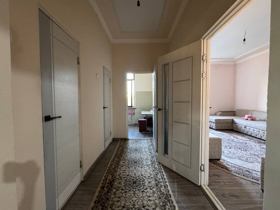 3 хонали квартира Лабзак + балкон 2*7 Кирпич