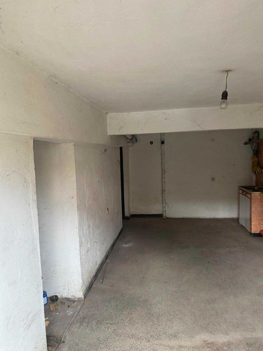 Продава се Тристаен апартамент в Монтана, Жерави - 117 кв.м за 1082 €/кв.м - Снимка #9