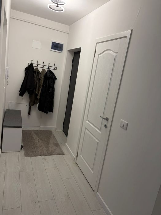 Apartament 2 camere, bucatarie inchisa