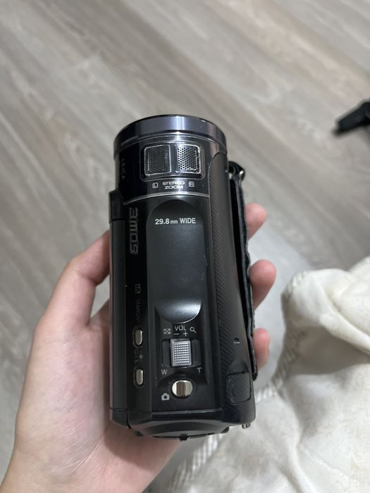 Продам видеокамеру/фотик panasonic sd800