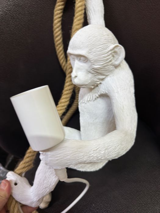 продам люстры обезьянки