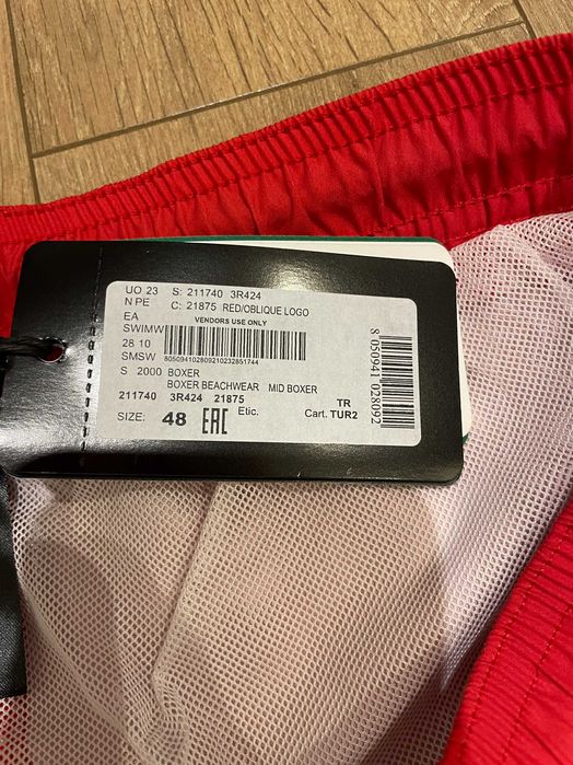 Оригинални плувни шорти Emporio Armani, размери: S, M и XXL