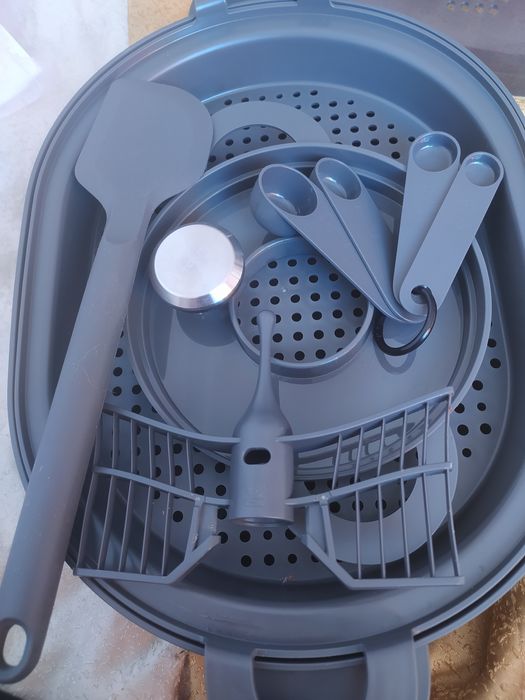 Продаю термомикс Токит