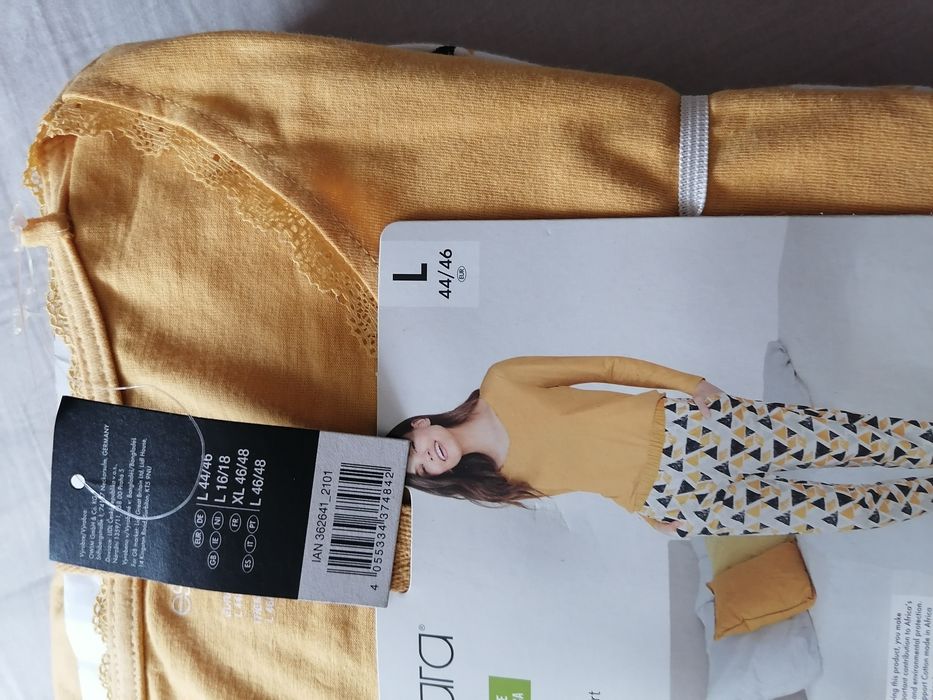 Дамски пижами, размер Л, нови