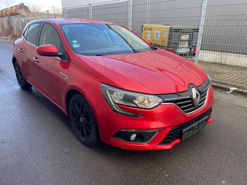Dezmembrez Renault Megane 4 Hatchback 2017 1.6 dci euro 6