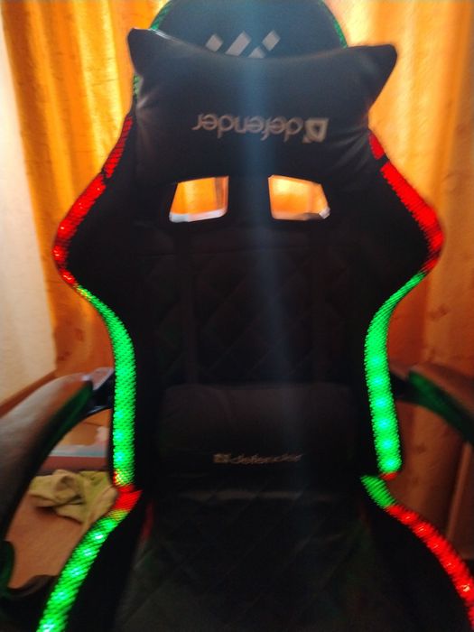 Продам игровое кресло