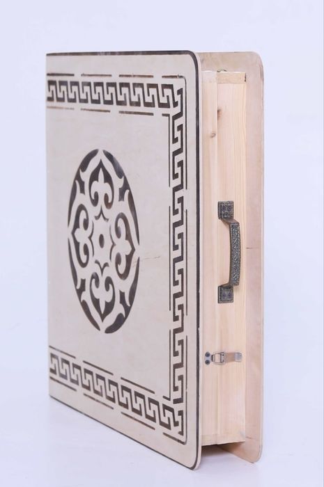 Стол на 10 человек