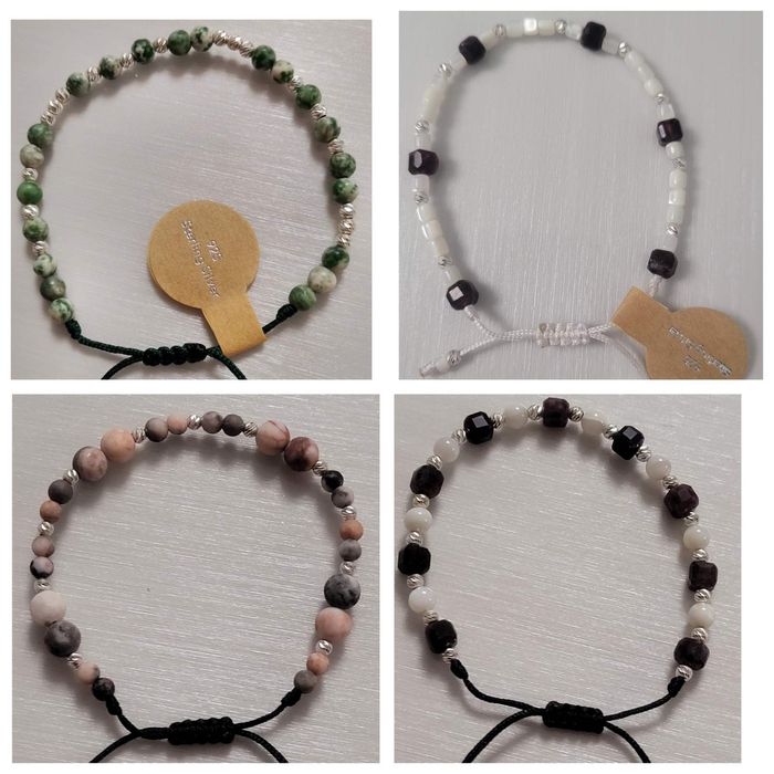 Гривна от конец със сребърни топчета