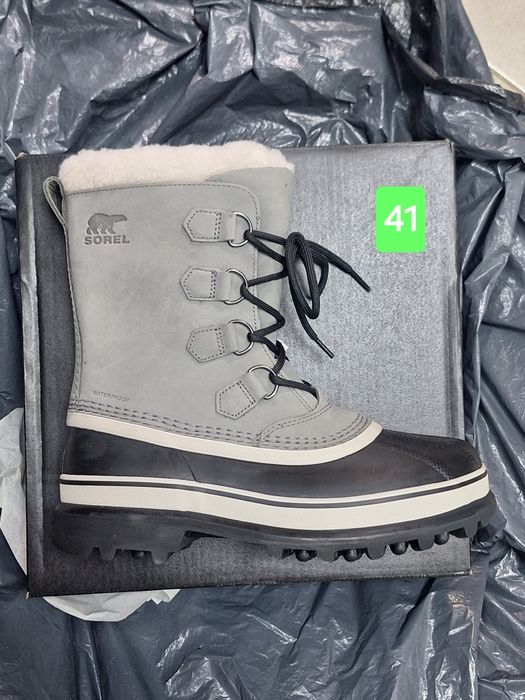 Ghete Sorel noi cu etichetă mărimea 39, 40, 41.5
