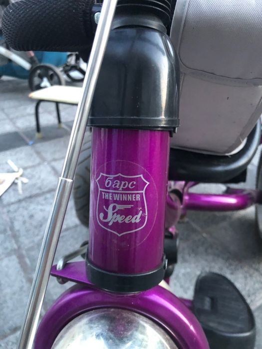 Вело коляска для детей разного возраста .