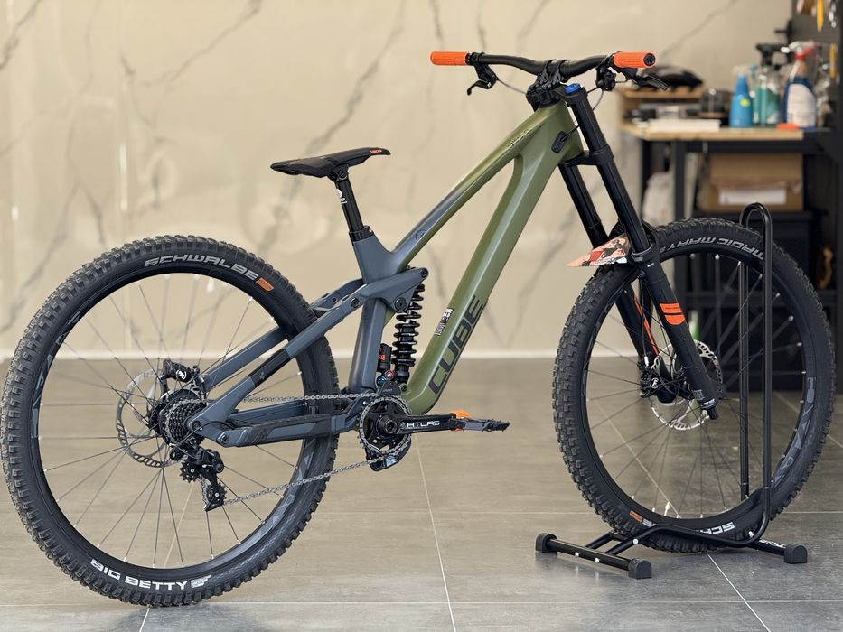 НОВ Велосипед за спускане Cube Two 15 HPC Carbon 29