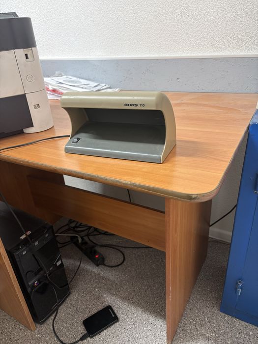 Продам срочно стол( столы)