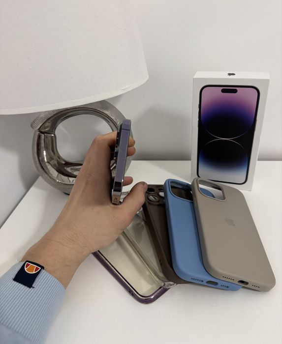 Iphone 14 pro max 256 gb + 5 huse