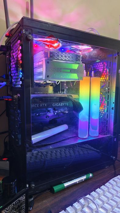 Продается системный блок Gigabyte DDR4