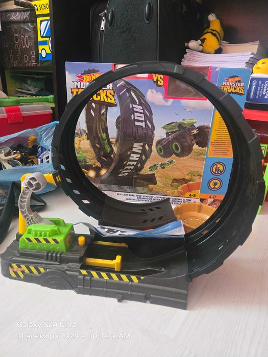 Писти на Хот уйлс.