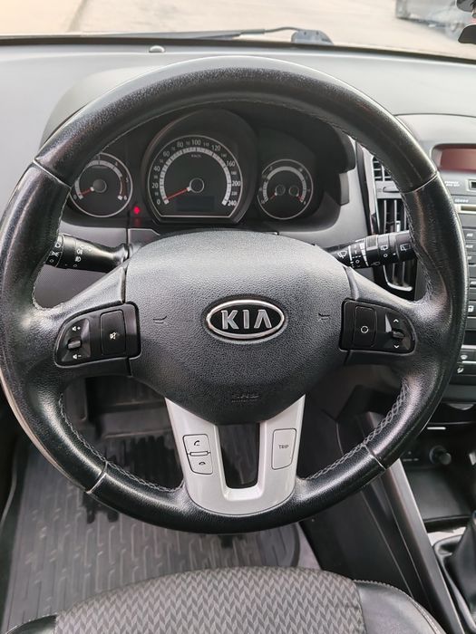 Kia ceed 1.6crdi 116
