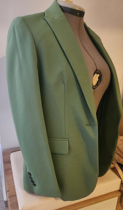 Сако Zara S-размер