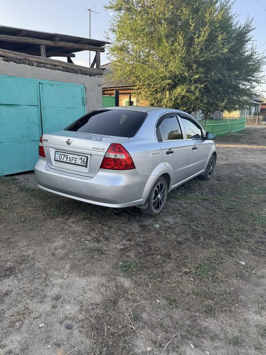 Продам машину равон