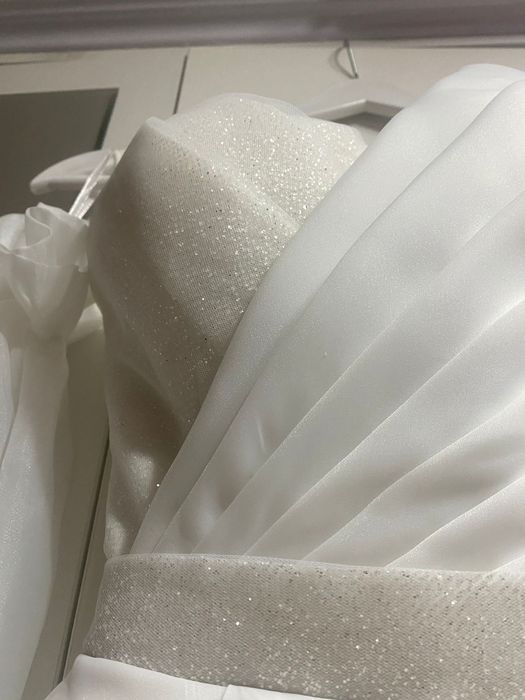 Свадебное платье, одевалось 1 раз