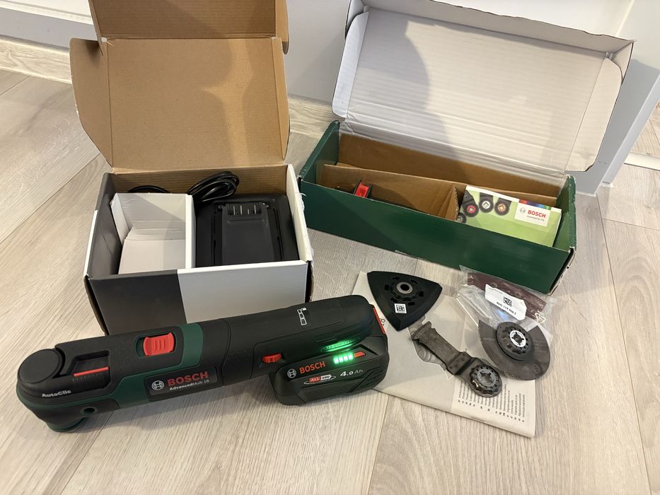 Multicutter Bosch multifunctional cu acumulator AdvancedMulti 18