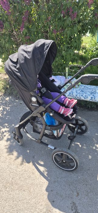 Детская коляска.