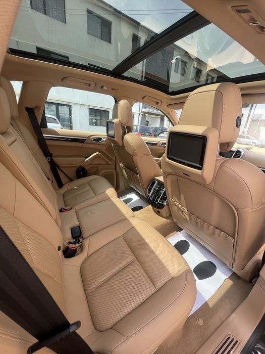 Porsche Cayenne 2014. 3.0 Diesel 245CP