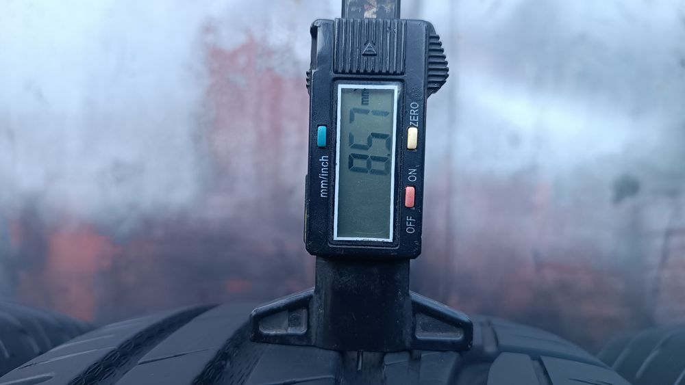 215/65/16 Uniroyal Дот 4324