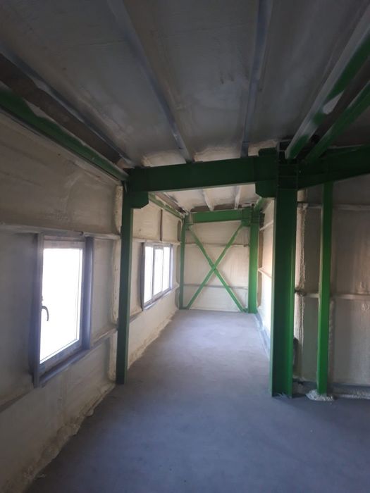 Izolatii cu spuma poliuretanică/pod/acoperiș-Firma Autorizată