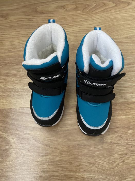 Зимние ботинки детские размер 24