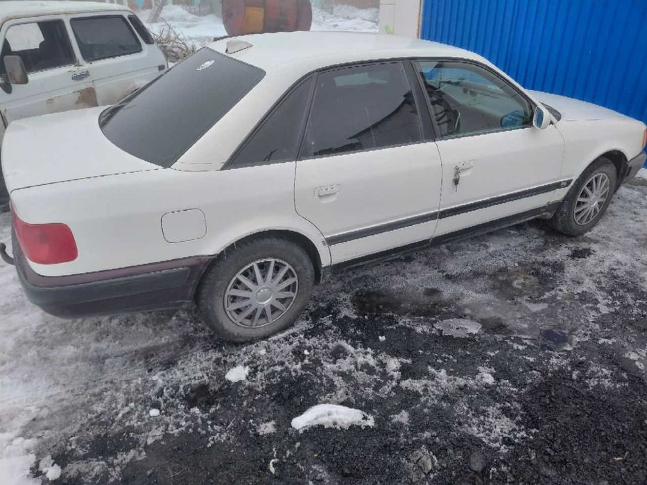 Ауди 100с4 1994год