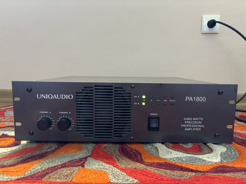 Усилвател UNIQAUDIO PA-1800