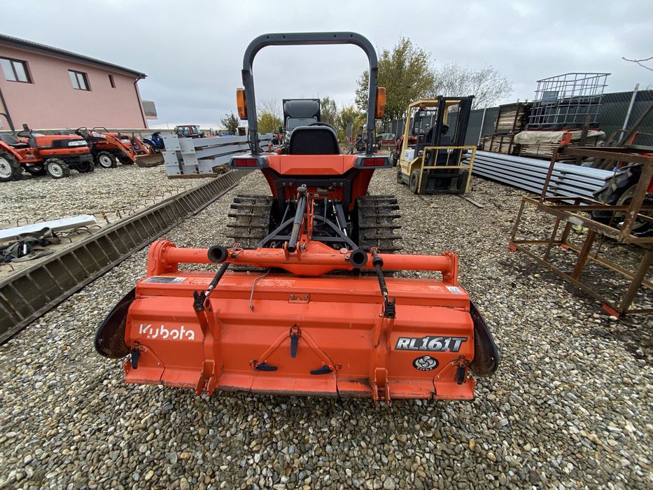 Tractor japonez Kubota model 2008