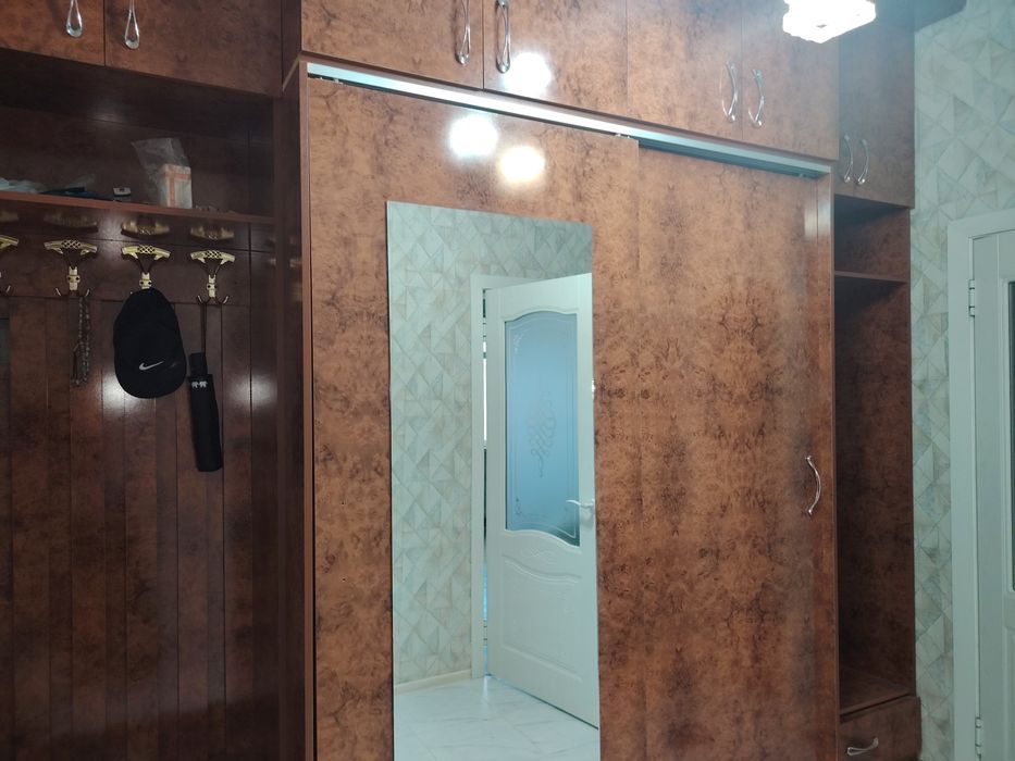 Шкаф для прихожей