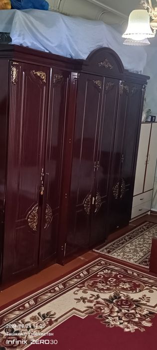 Сотилади мебел спалний
