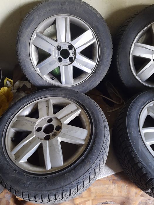 Джанти 16 4х100 със зимни гуми за Renault