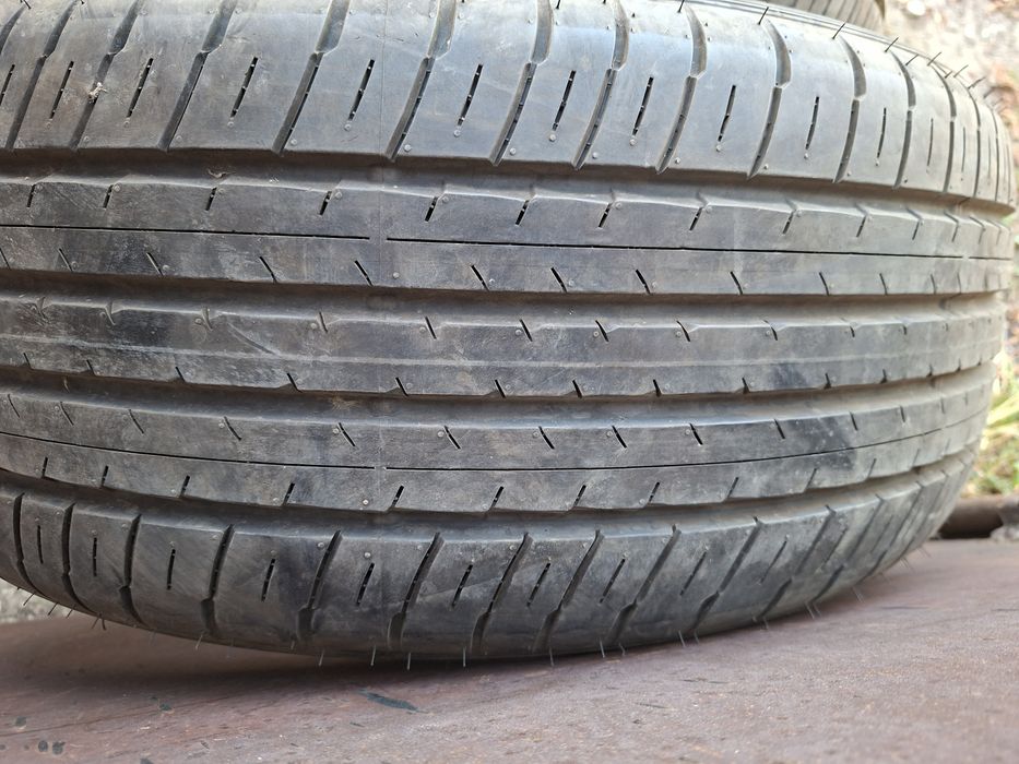 Продам шины 255/45/20 данлоп