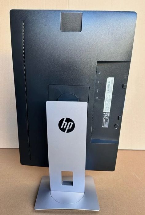 HP EliteDisplay E242 24" IPS – като нов, много запазен