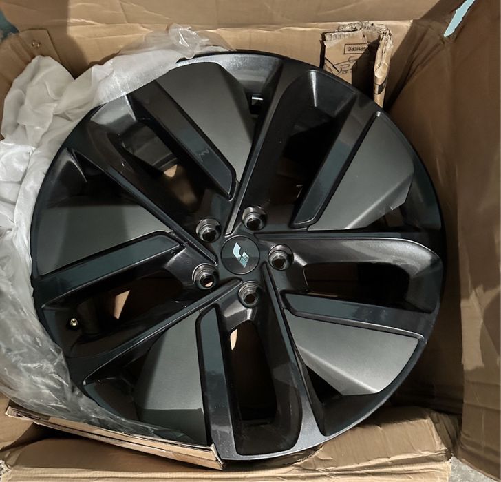 Продам Диски от Lixiang R21