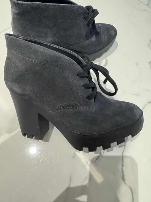 Велурени боти - ест . велур