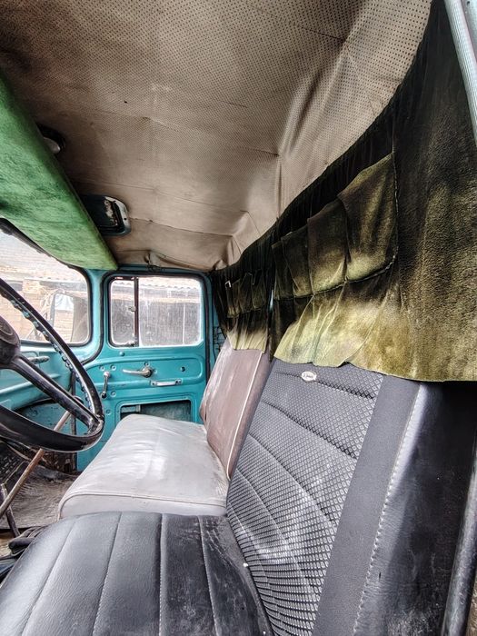 Zil 1985y srochna sotiladi