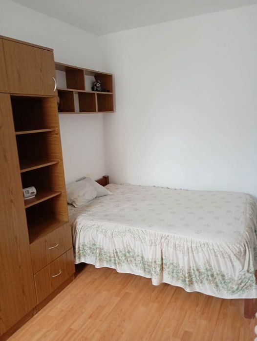 Inchiriez Apartament
