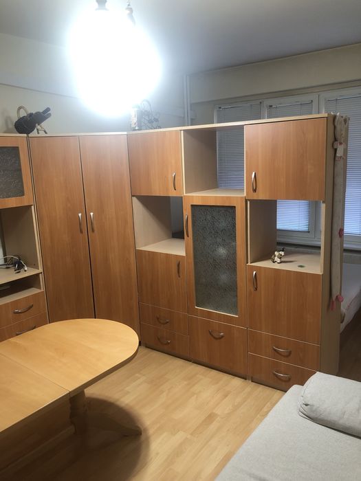 Холна секция на модули с гардероб ъглов и двулицева страна.