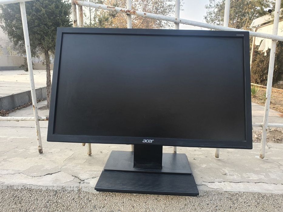 Монитоы асер 22 в количестве