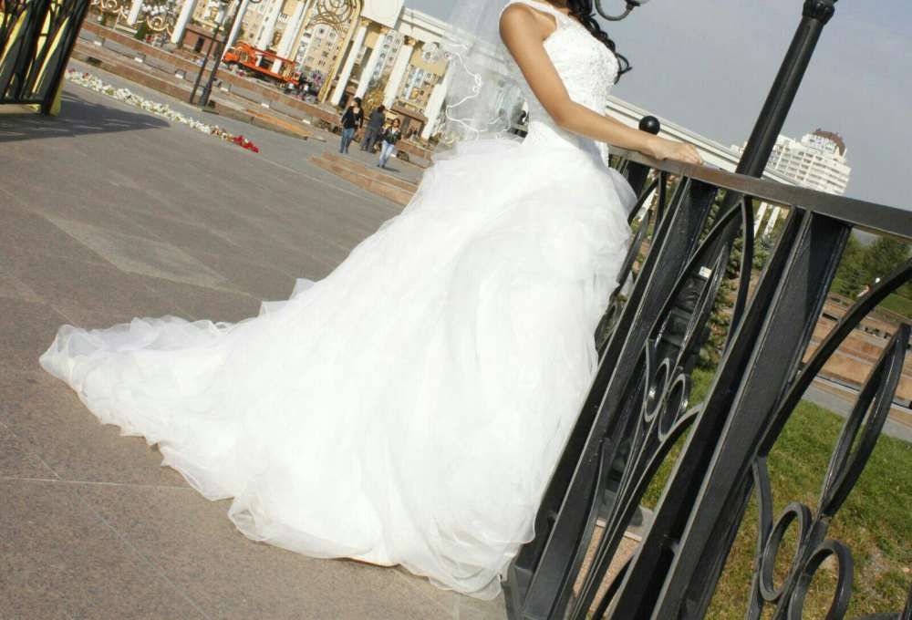 Свадебное платье.