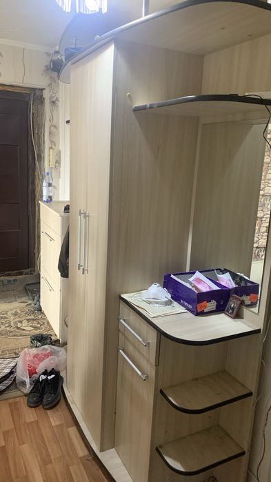 Продам прихожую