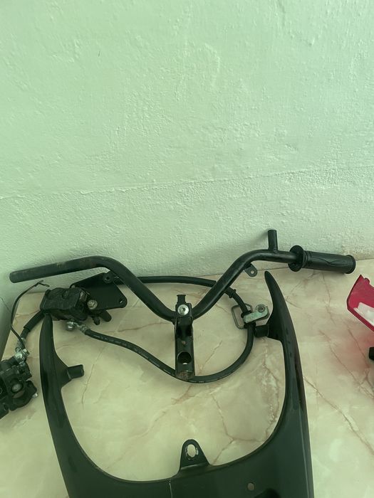 Зачасти на скутер m8