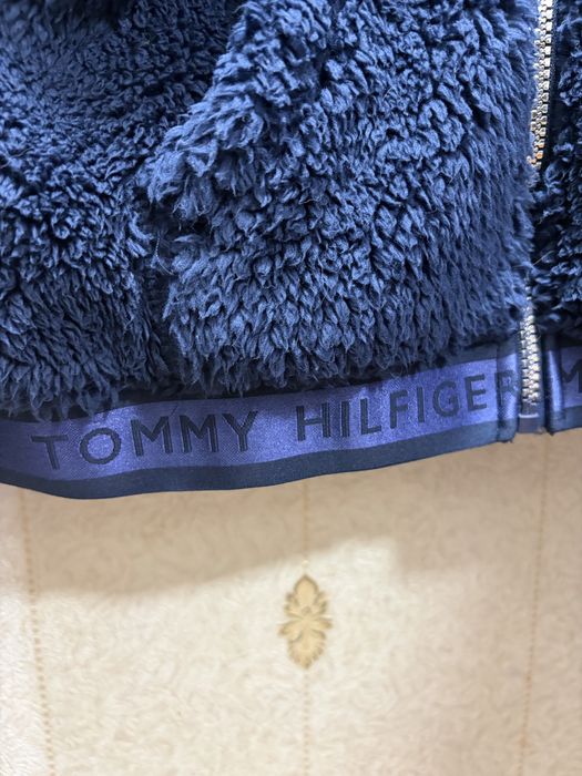 Плюшевая куртка Tommy Hilfiger