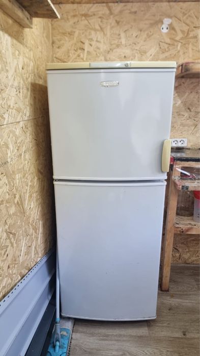 Срочно продам холодильник